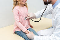 孩子屁股大腿根腋下红